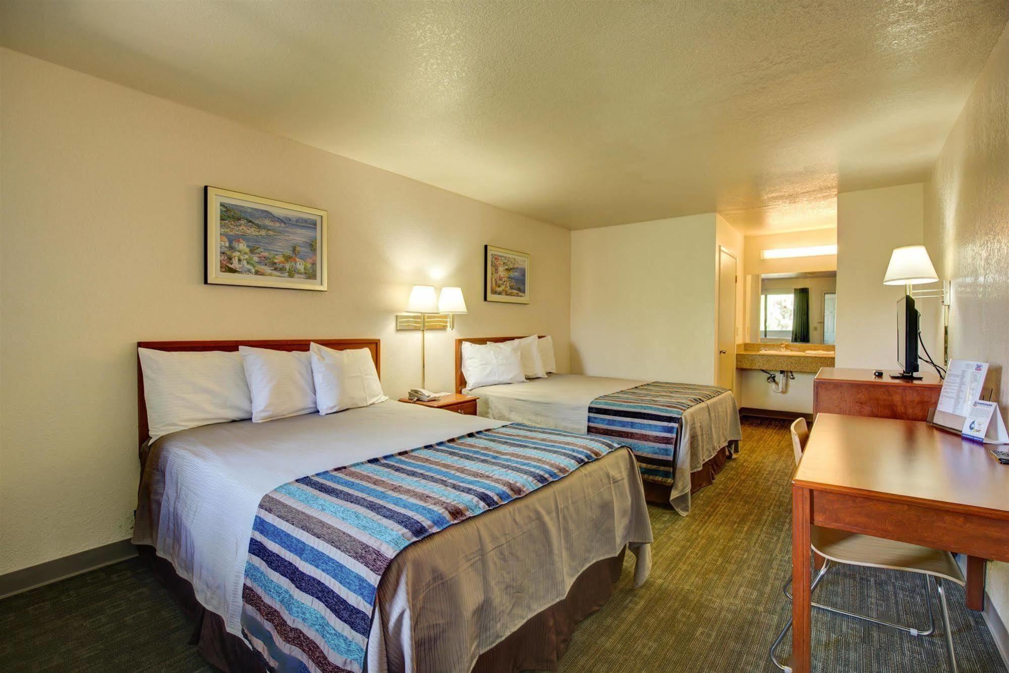 Good Nite Sylmar Hotel 2*